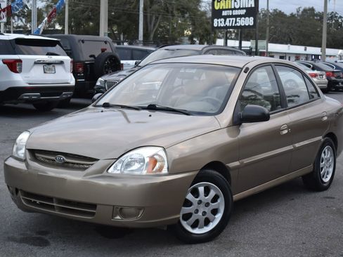 Used 2005 Kia Rio Sedan image 3