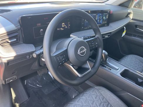 New 2026 Nissan Kicks SV image 13