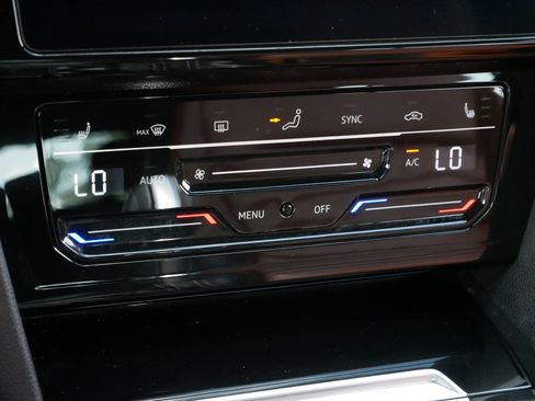 Certified 2021 Volkswagen Arteon SEL image 23