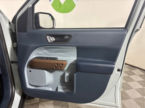 Used 2024 Ford Maverick Lariat image 30