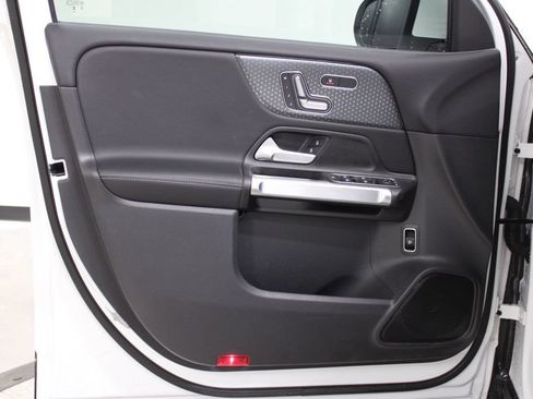 Certified 2026 Mercedes-Benz GLB 250 4MATIC image 15
