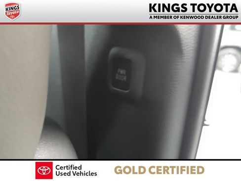 Certified 2025 Toyota Sienna XLE AWD/4WD image 11