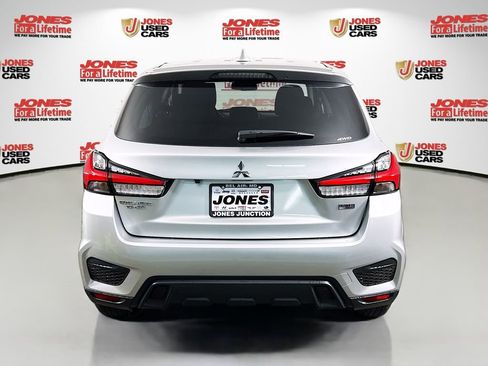 Used 2025 Mitsubishi Outlander Sport LE image 13