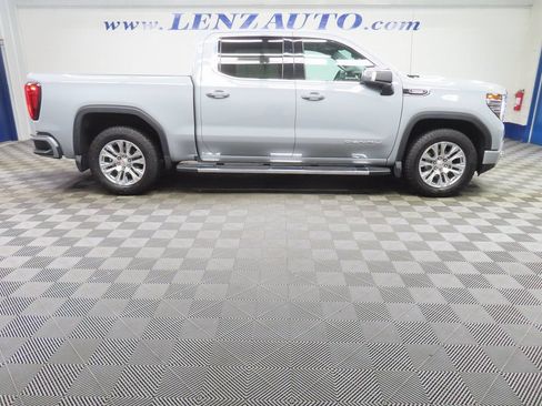 Used 2025 GMC Sierra 1500 Denali AWD/4WD image 2
