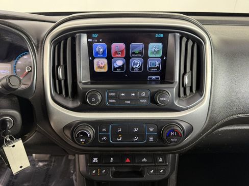 Used 2018 GMC Canyon SLE w/ SLE Convenience Package image 18