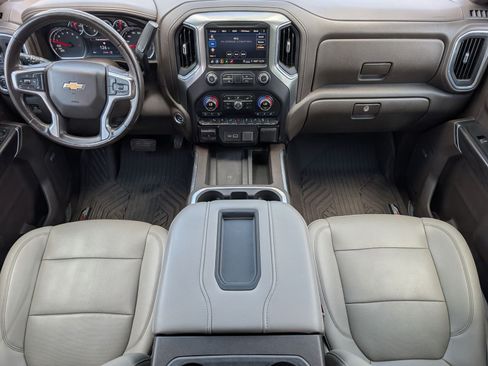 Used 2021 Chevrolet Silverado 1500 LTZ AWD/4WD image 5