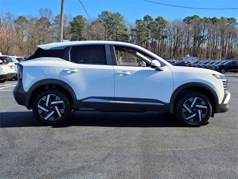 Certified 2025 Nissan Kicks SV w/ Illumination Package image 2