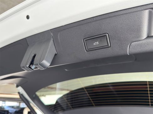 New 2026 Volkswagen Atlas Cross Sport SEL image 29