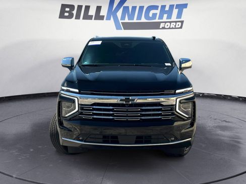 Used 2025 Chevrolet Tahoe Premier w/ Sun And Tow Package AWD/4WD image 8