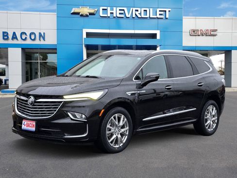 Used 2023 Buick Enclave Premium w/ Experience Buick Package image 1