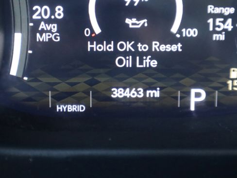 Used 2022 Jeep Wrangler Unlimited Sahara w/ Cold Weather Group image 17