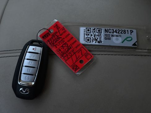 Used 2022 INFINITI QX60 Sensory w/ Cargo Package FWD image 28