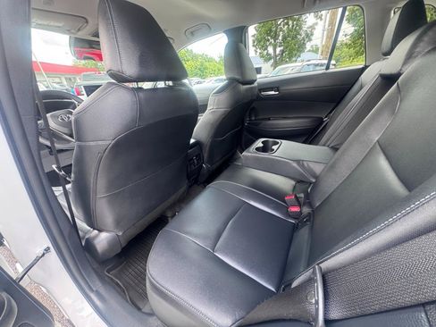 Used 2026 Toyota Corolla Cross XLE FWD image 16
