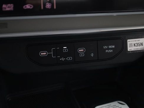 New 2026 Kia Carnival SX image 19