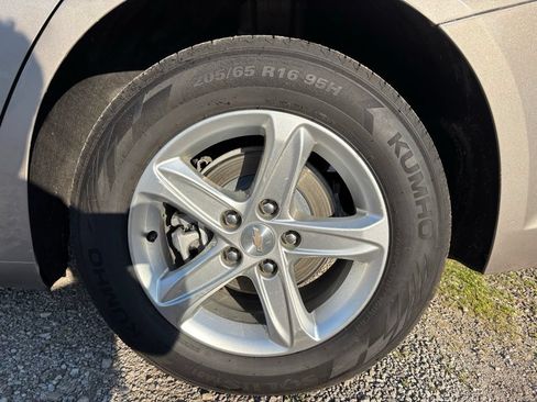 Used 2024 Chevrolet Malibu LT FWD image 21