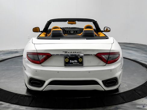 Used 2018 Maserati GranTurismo Sport image 15