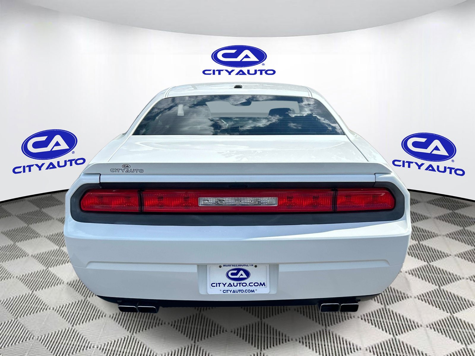 Used 2011 Dodge Challenger R/T RWD image 4