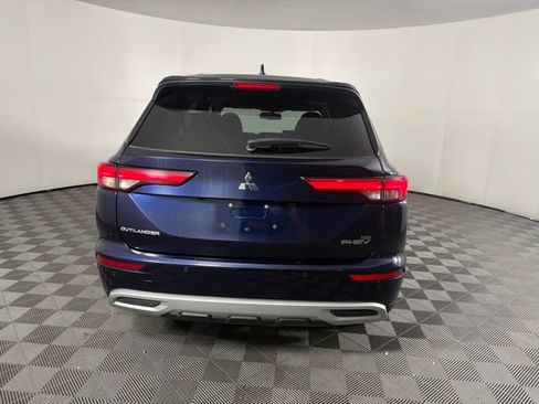 Used 2024 Mitsubishi Outlander SE AWD/4WD image 11