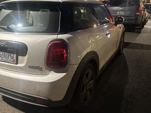 Certified 2024 MINI Cooper SE image 4