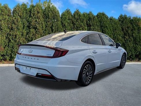 Used 2023 Hyundai Sonata Limited image 4