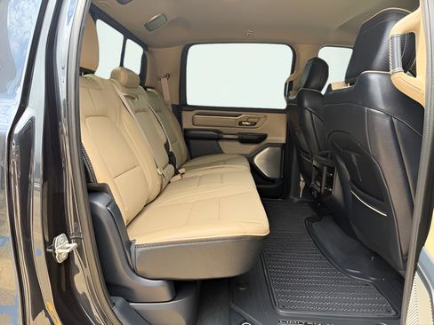 Used 2019 RAM 1500 Limited AWD/4WD image 22