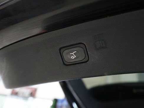 Used 2020 Ford Edge ST-Line w/ Cold Weather Package image 52