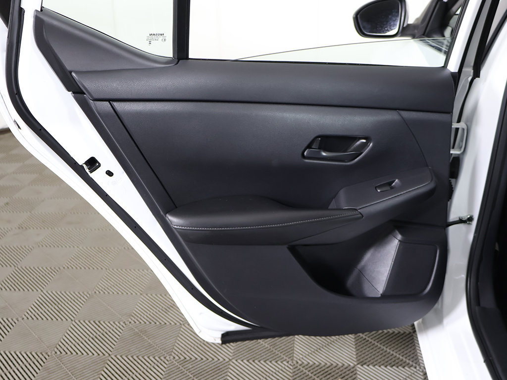 Used 2025 Nissan Sentra SV FWD image 22