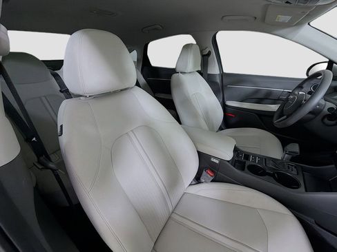 Used 2025 Hyundai Sonata SE image 27