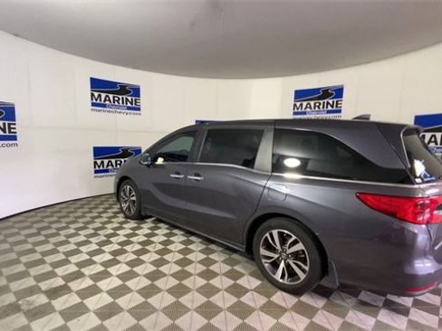 Used 2024 Honda Odyssey Touring image 8