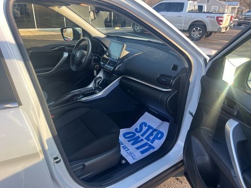 Used 2023 Mitsubishi Eclipse Cross LE image 15