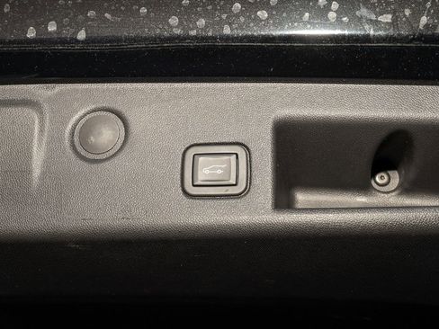 Used 2024 Chevrolet Equinox LT image 6