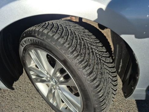 Used 2017 Toyota Camry SE image 31