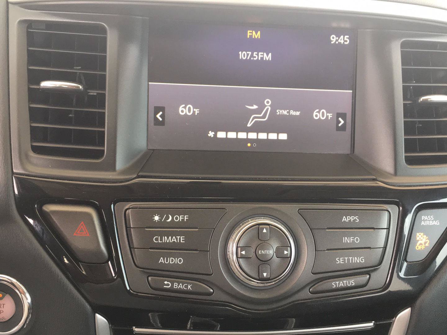 Used 2020 Nissan Pathfinder S FWD image 21