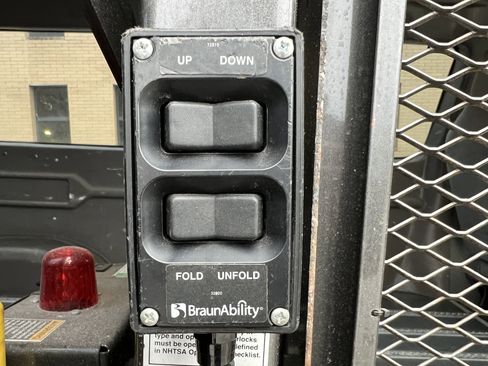 Used 2013 Ford E-350 and Econoline 350 Extended Super Duty w/ PWR Group image 21