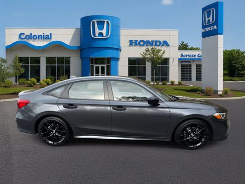 Used 2024 Honda Civic Sport image 8