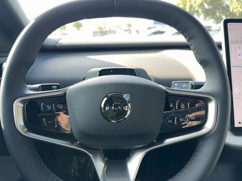 Used 2025 Volvo EX30 Ultra w/ Protection Package Premier image 18