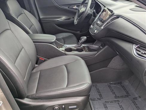 Used 2022 Chevrolet Malibu Premier image 21