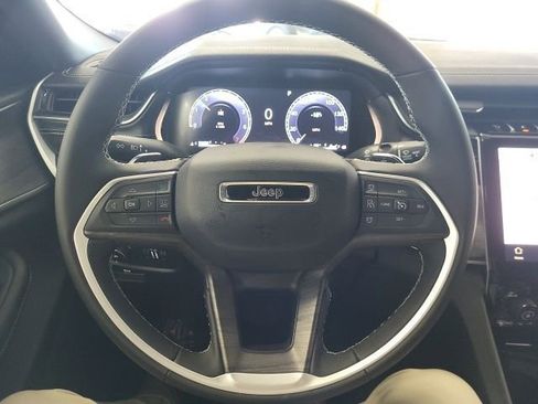 New 2025 Jeep Grand Cherokee L Limited image 46