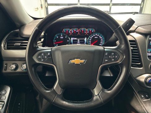 Used 2019 Chevrolet Tahoe LT AWD/4WD image 17