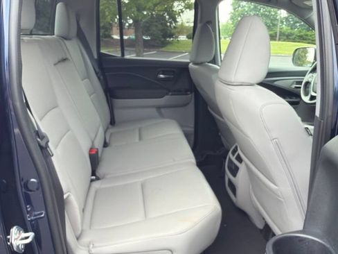 Certified 2023 Honda Ridgeline RTL image 25
