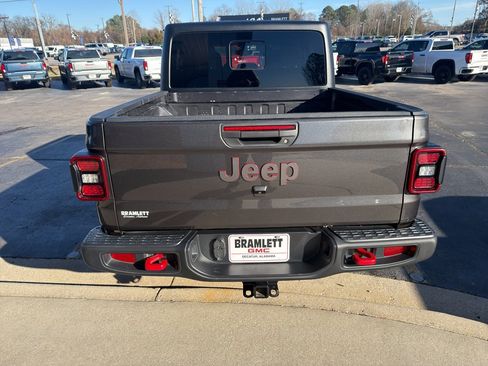 Used 2023 Jeep Gladiator Rubicon w/ LED Lighting Group image 6