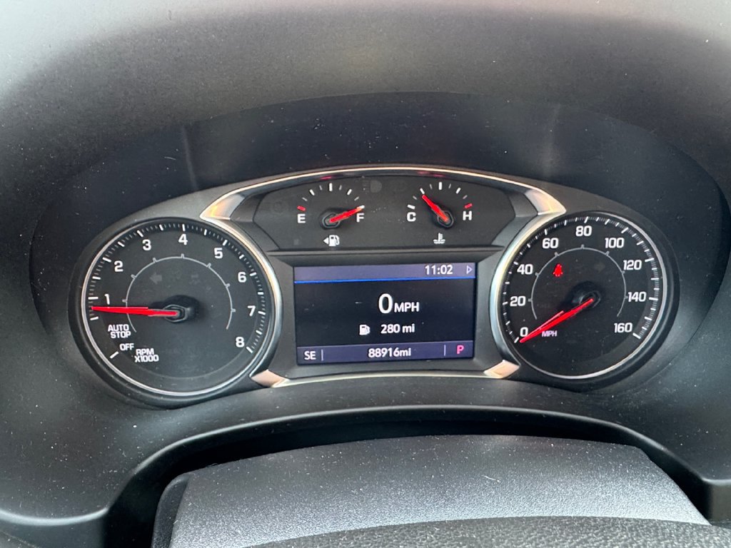 Used 2023 GMC Terrain SLT AWD/4WD image 12