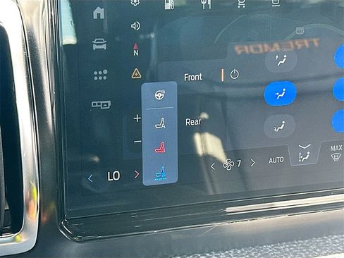 Used 2025 Ford Expedition Tremor image 21