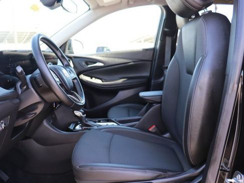 Used 2025 Buick Encore GX Preferred FWD image 11