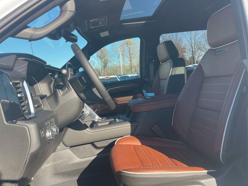 New 2026 GMC Sierra 2500 Denali Ultimate image 11