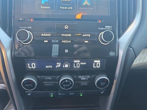 Used 2020 Subaru Ascent Premium w/ Convenience Package image 16