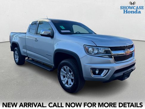 Used 2015 Chevrolet Colorado LT w/ Luxury Package image 6