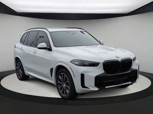 Certified 2024 BMW X5 xDrive50e w/ M Sport Package image 2