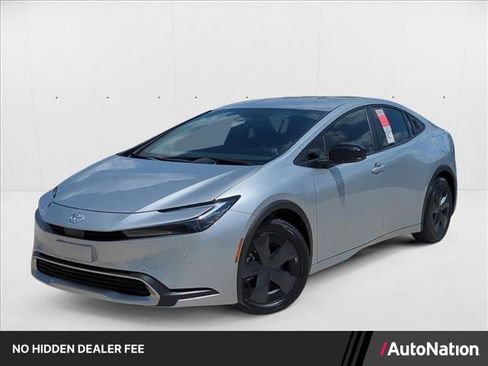 New 2026 Toyota Prius Plug-In Hybrid FWD image 1