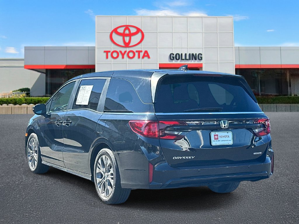 Used 2025 Honda Odyssey Touring image 4